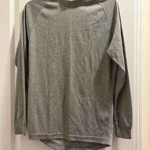 Body Sensors by Terramar Gray Long Sleeve Shirt